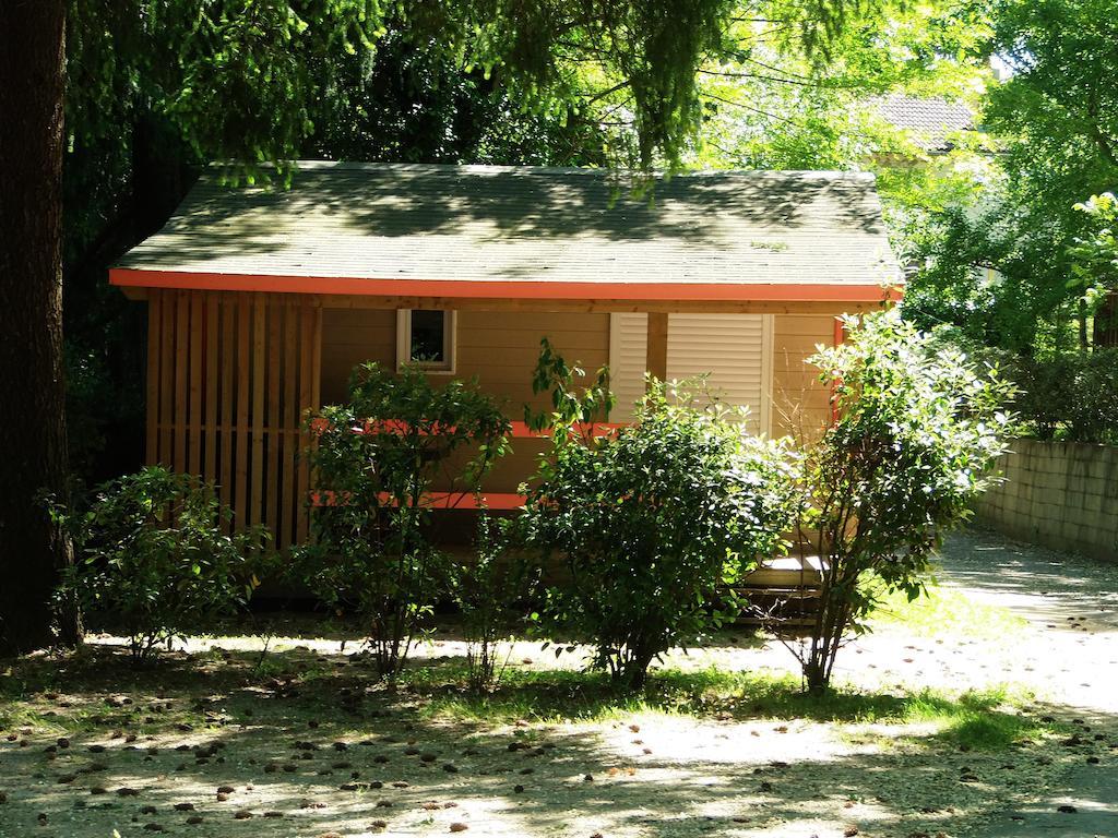 Camping Les Sources 圣让杜加尔 客房 照片